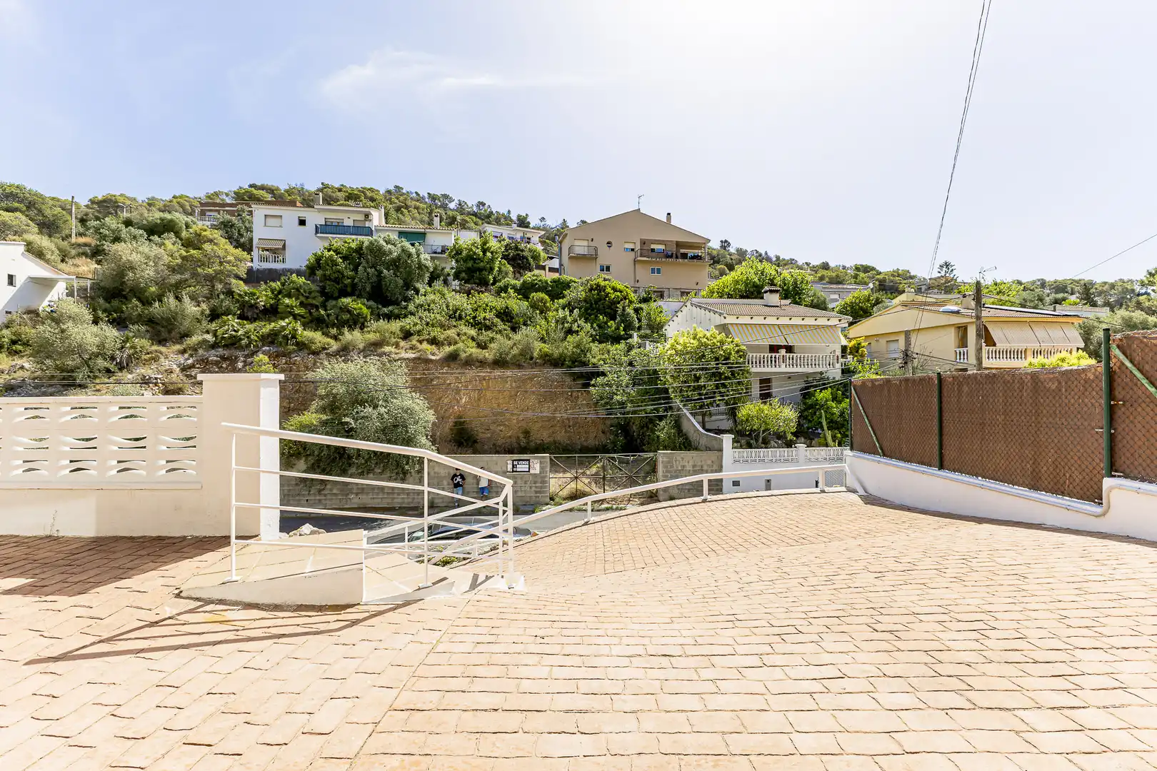 Vista exterior de Casa o xalet en venda en Cubelles amb Aire condicionat, Calefacció i Jardí privat