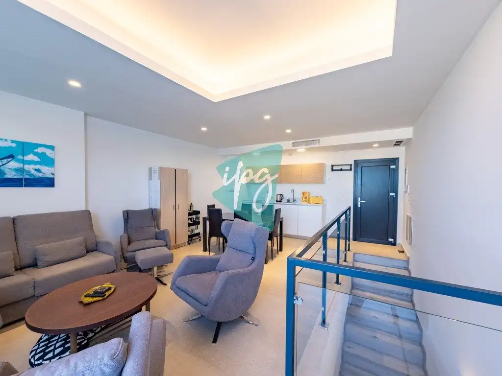 Sala d'estar de Àtic en venda en Tarifa amb Terrassa i Jacuzzi