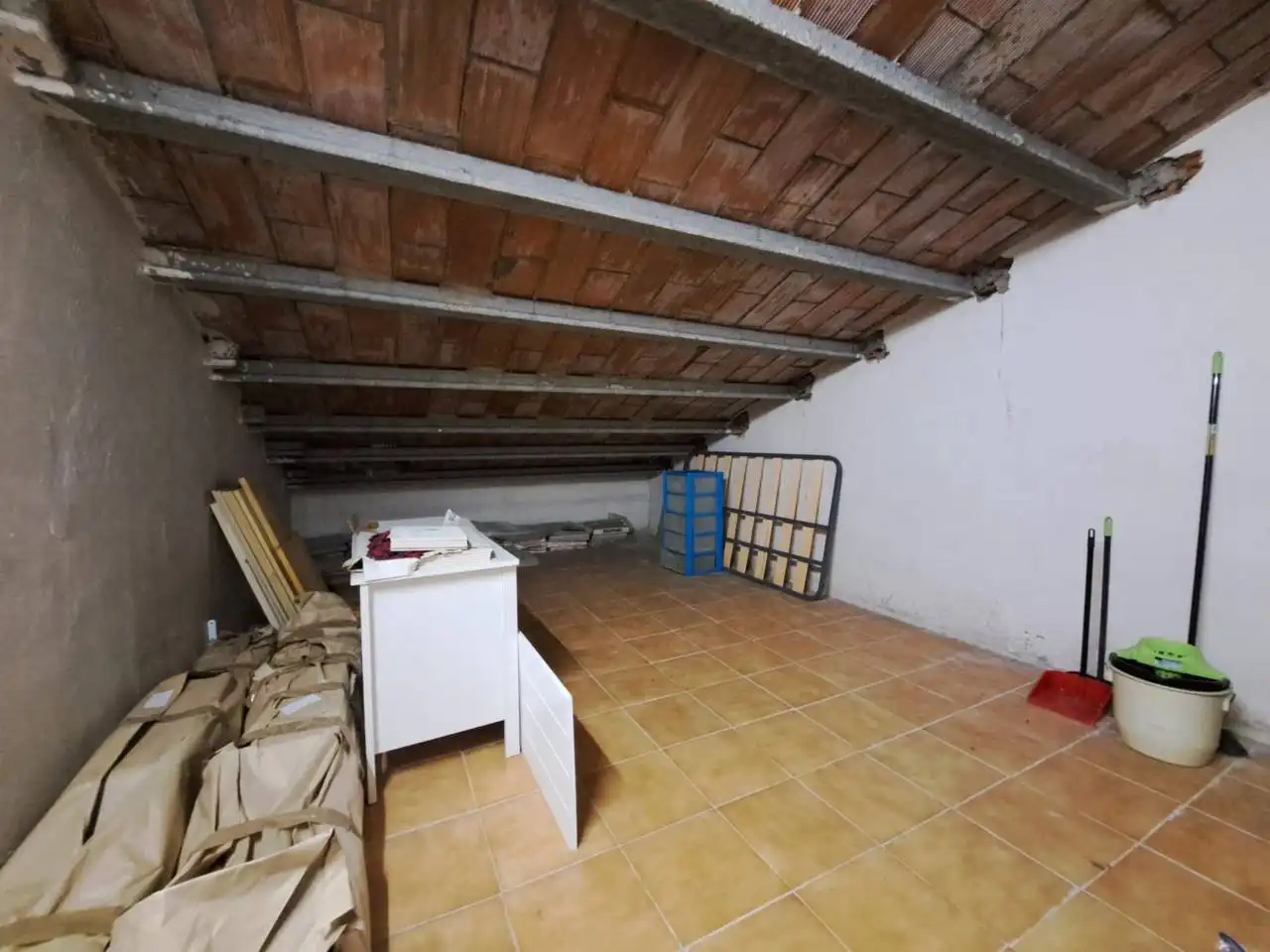 Wohnung zur Miete in Calle Republica, Centre