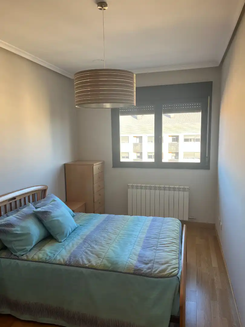 Bedroom of Attic for rent in  Logroño  with Air Conditioner, Heating and Parquet flooring