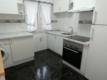 Kitchen of Flat to rent in Gijón 