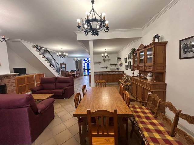 Casa-chalet en Alquiler en Avenida Santolalla en El Rocío