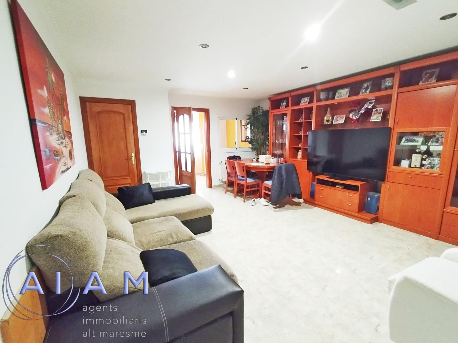 Single-family semi-detached for sale