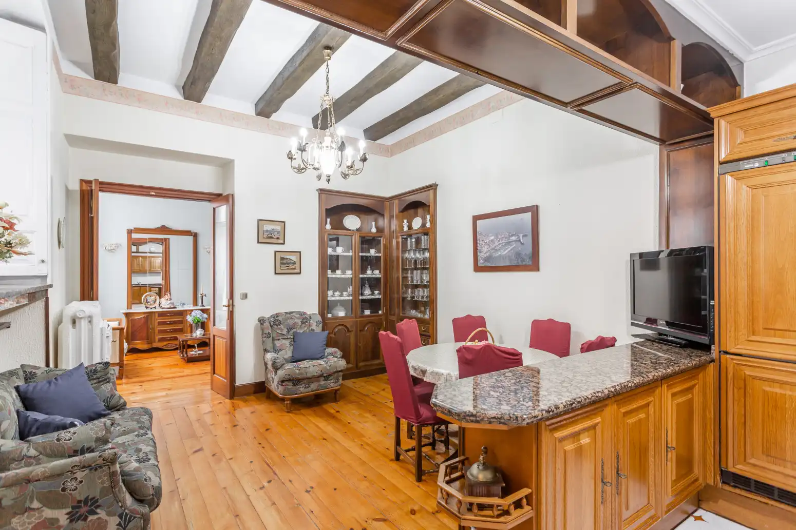 Comedor de Piso en venta en Lekeitio con Calefacción y Balcón