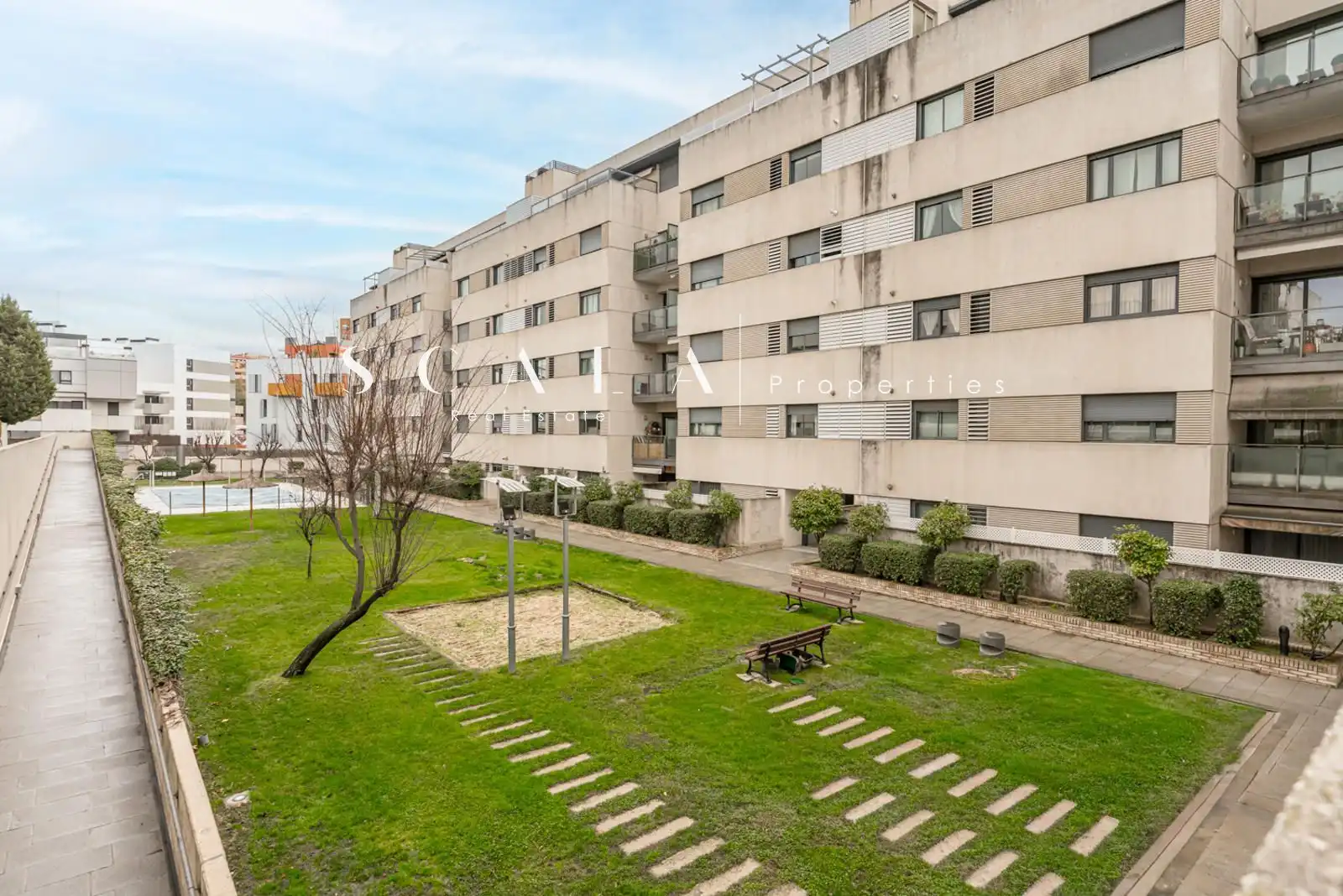 Vista exterior de Piso en venta en Madrid con Aire acondicionado, Calefacción y Parquet