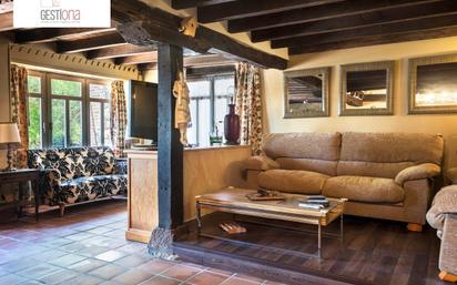 Living room of Single-family semi-detached for sale in Meruelo  with Heating, Private garden and Terrace