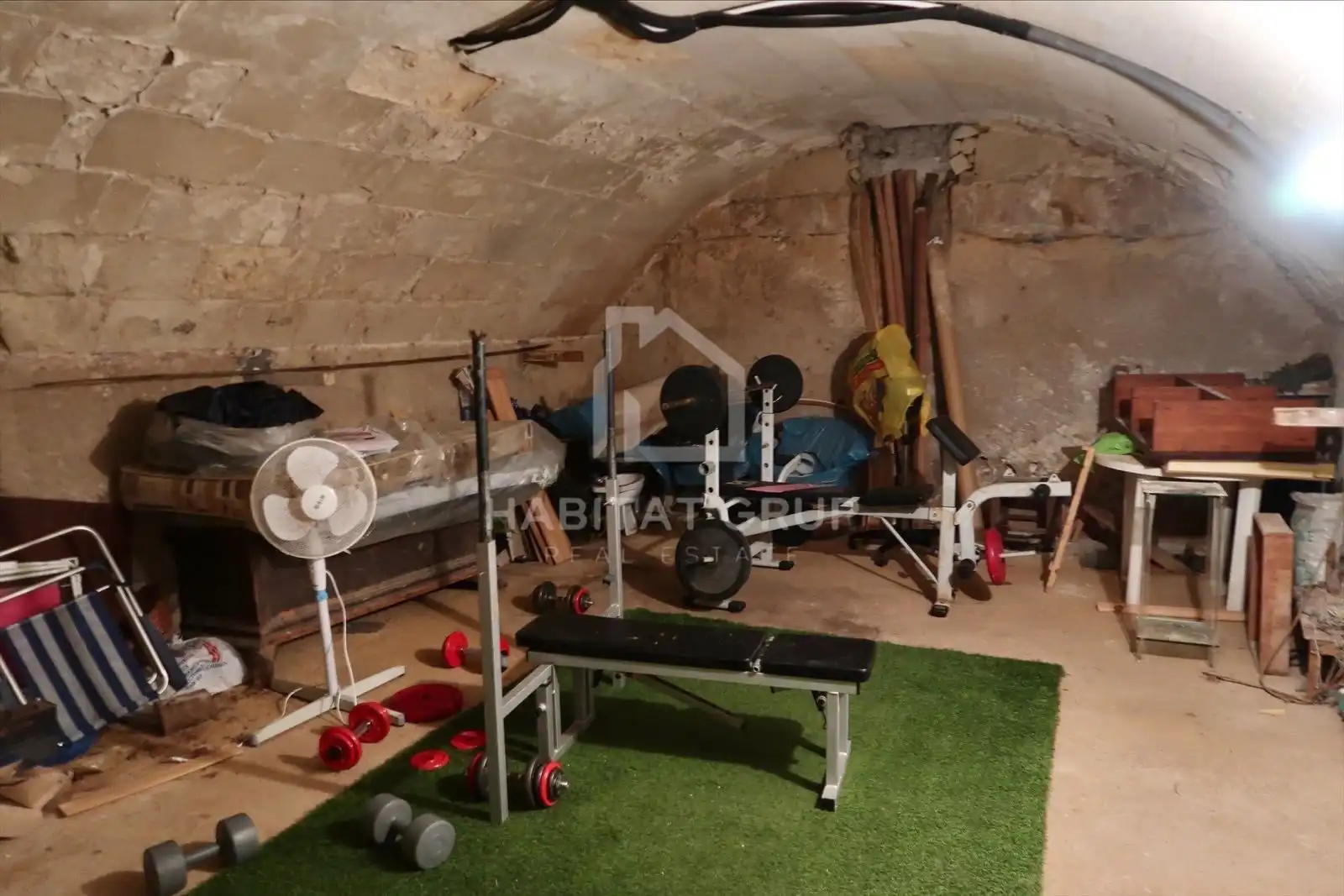 Wohnung zum Verkauf in Es Castell mit Heizung und Privatgarten