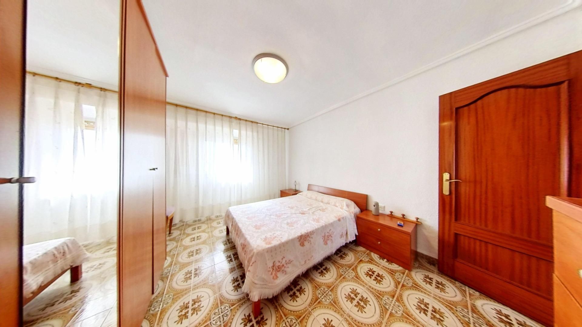 Dormitori de Pis de lloguer en  Valencia Capital