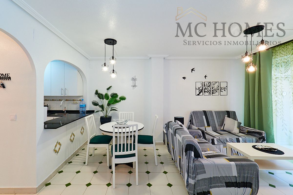 Exterior view of Flat to rent in Torrevieja  with Air Conditioner, Furnished and Oven