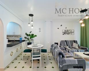 Exterior view of Flat to rent in Torrevieja  with Air Conditioner, Furnished and Oven