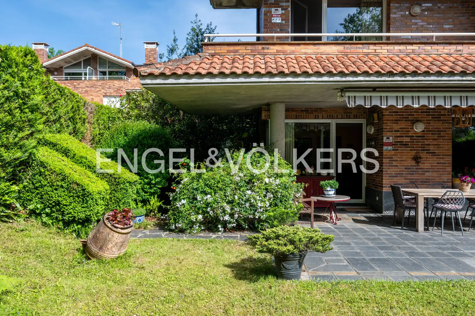 Terraza de Casa o chalet en venta en Hernani con Calefacción, Jardín privado y Trastero