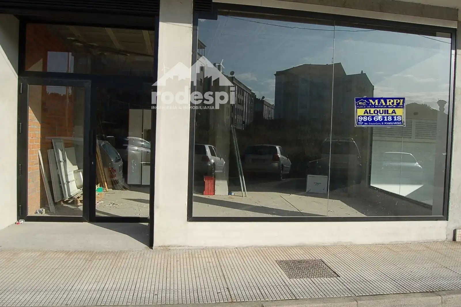 Local comercial en alquiler en Ponteareas