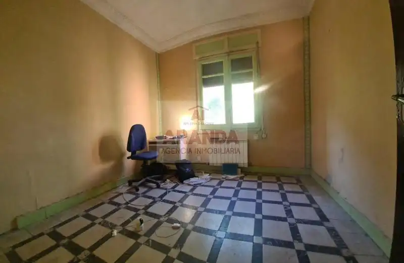 Flat for sale in Zaragoza  with Heating and Terrace