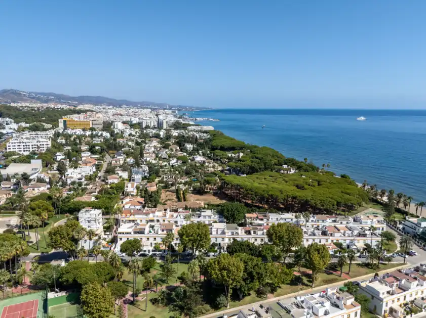 Casa a schiera con terrazza in vendita a Milla de Oro, imagen 9