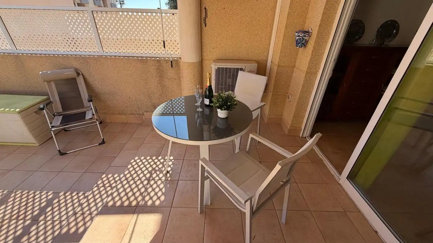 Terraza de Apartamento en venta en La Manga del Mar Menor con Aire acondicionado, Terraza y Trastero