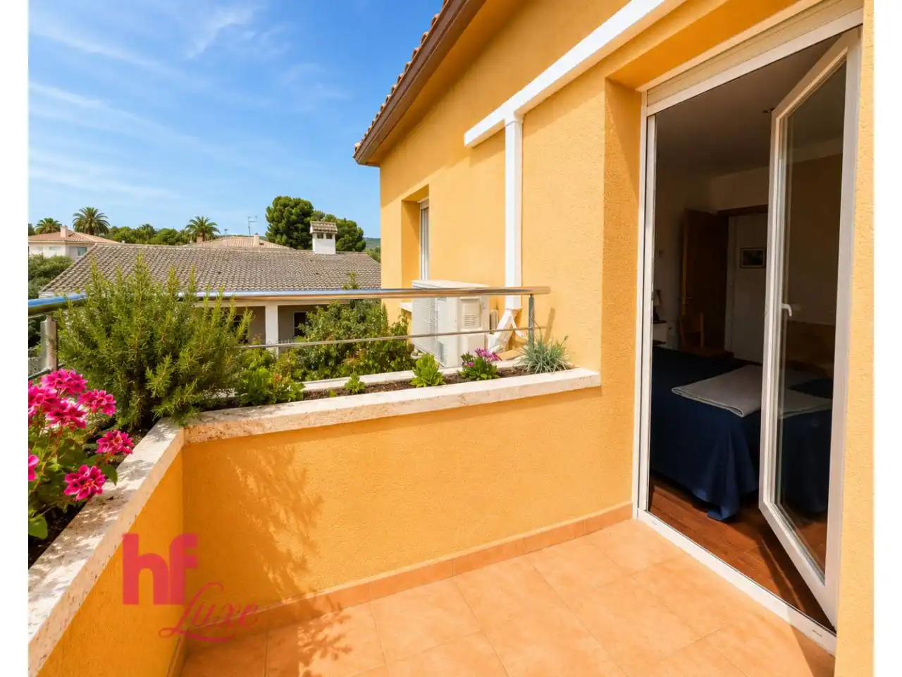 Terrassa de Casa o xalet en venda en Cubelles amb Aire condicionat, Calefacció i Jardí privat