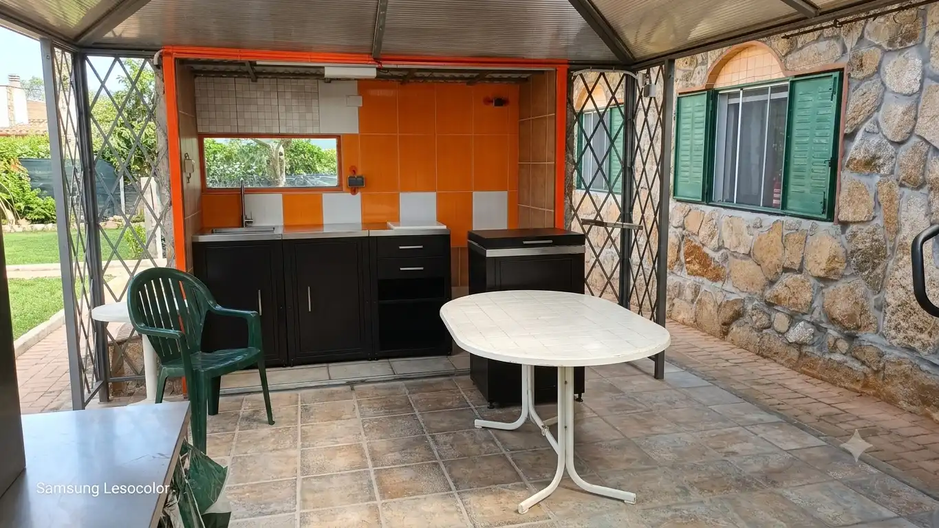 Terrassa de Casa o xalet en venda en Maello amb Calefacció, Jardí privat i Piscina