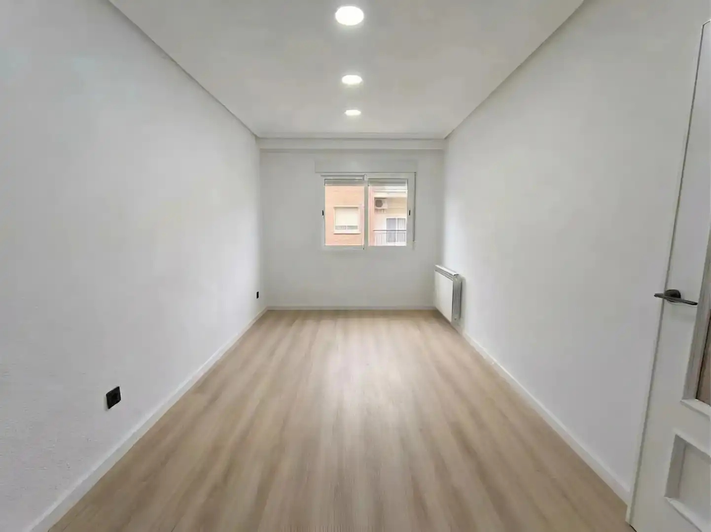 Piso con ascensor en venta en Sants - Montjuïc, imagen 2