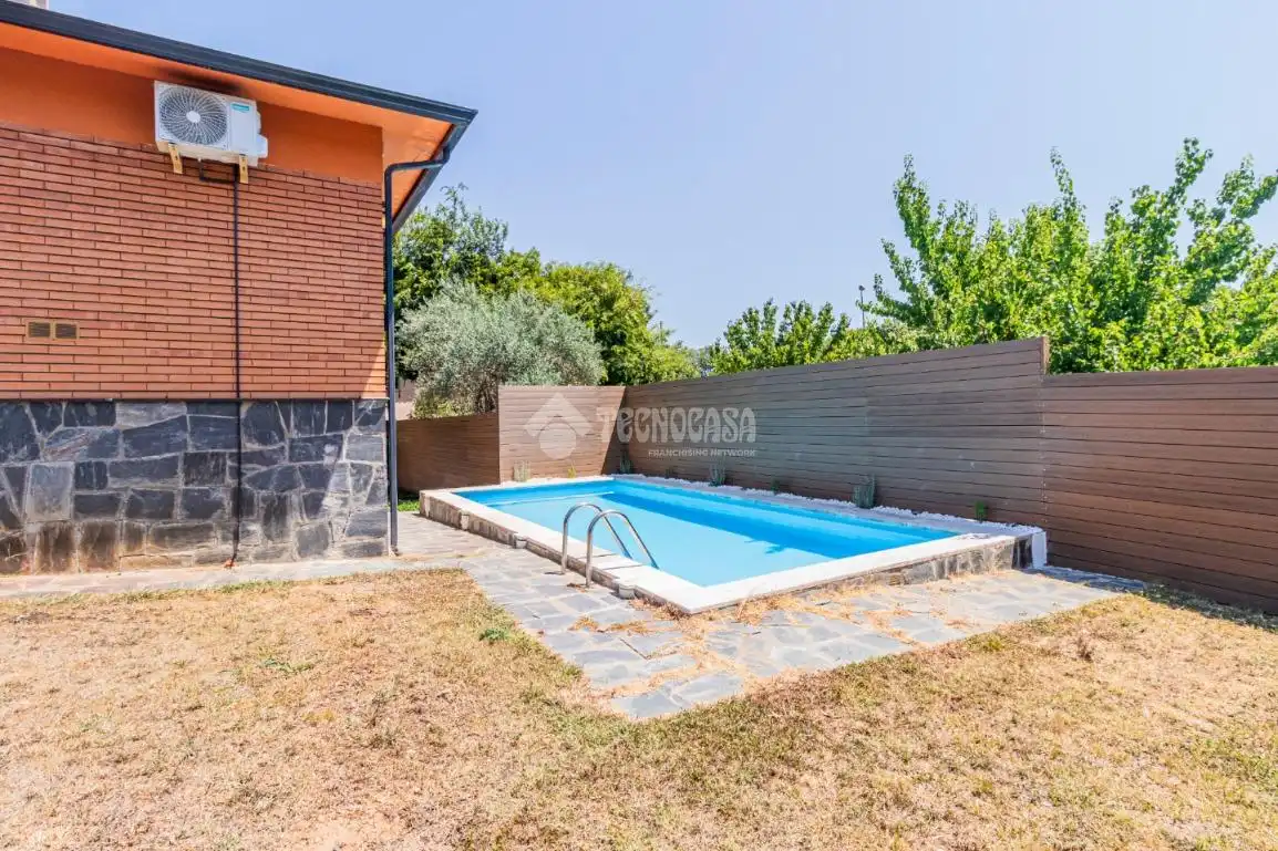 Piscina de Casa o xalet de lloguer en Sant Cugat del Vallès amb Aire condicionat, Calefacció i Terrassa