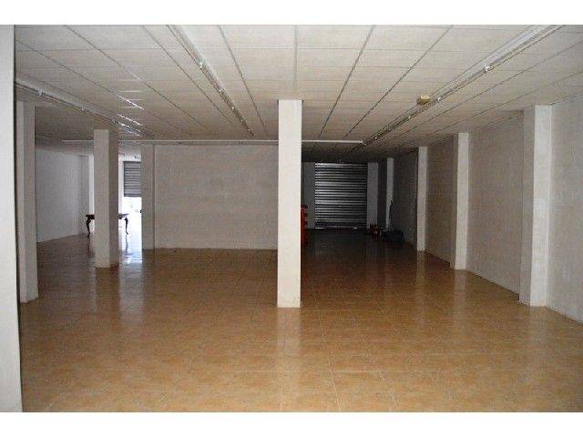 Local comercial en Venta en Genovés