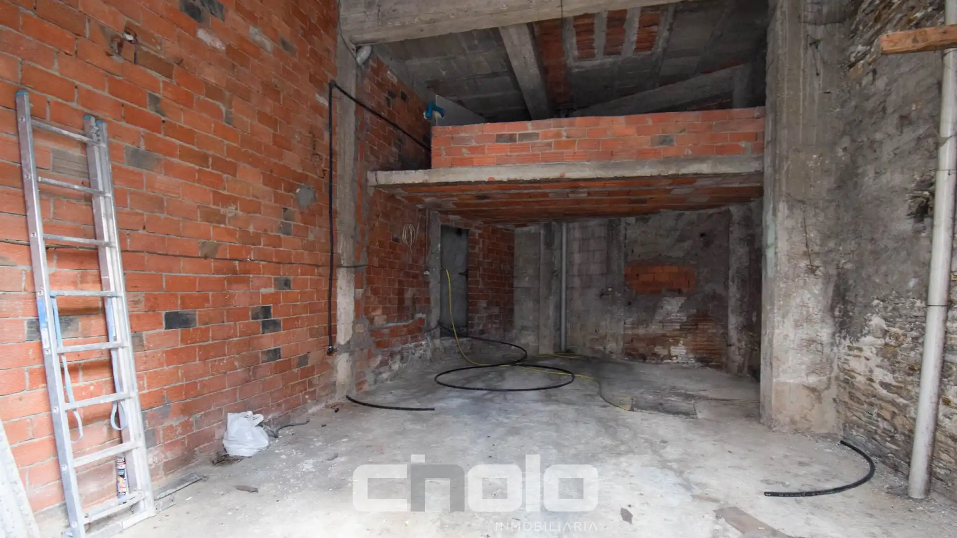 Local en venta en Lugo Capital