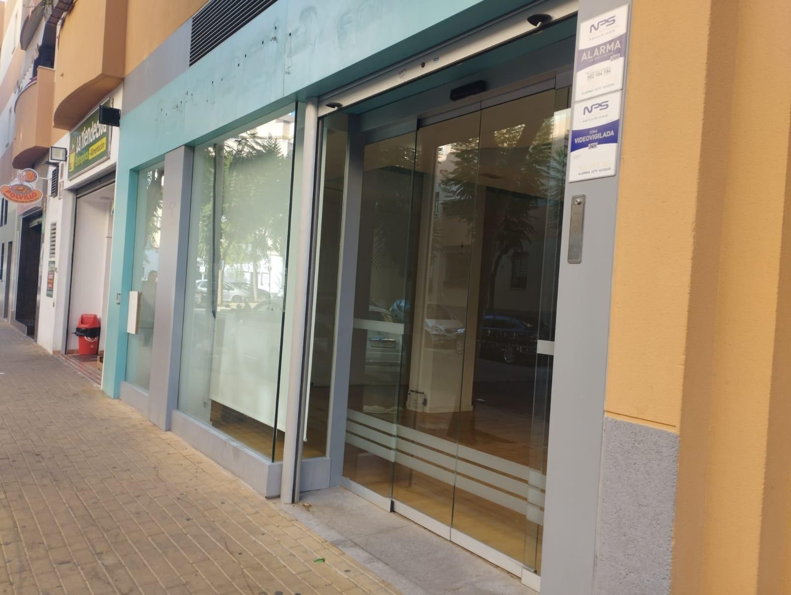 Premises for sale in Torremolinos  with Air Conditioner
