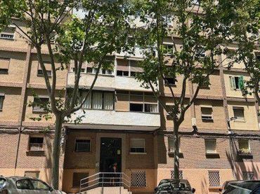 Flat with lift for sale in Sant Martí