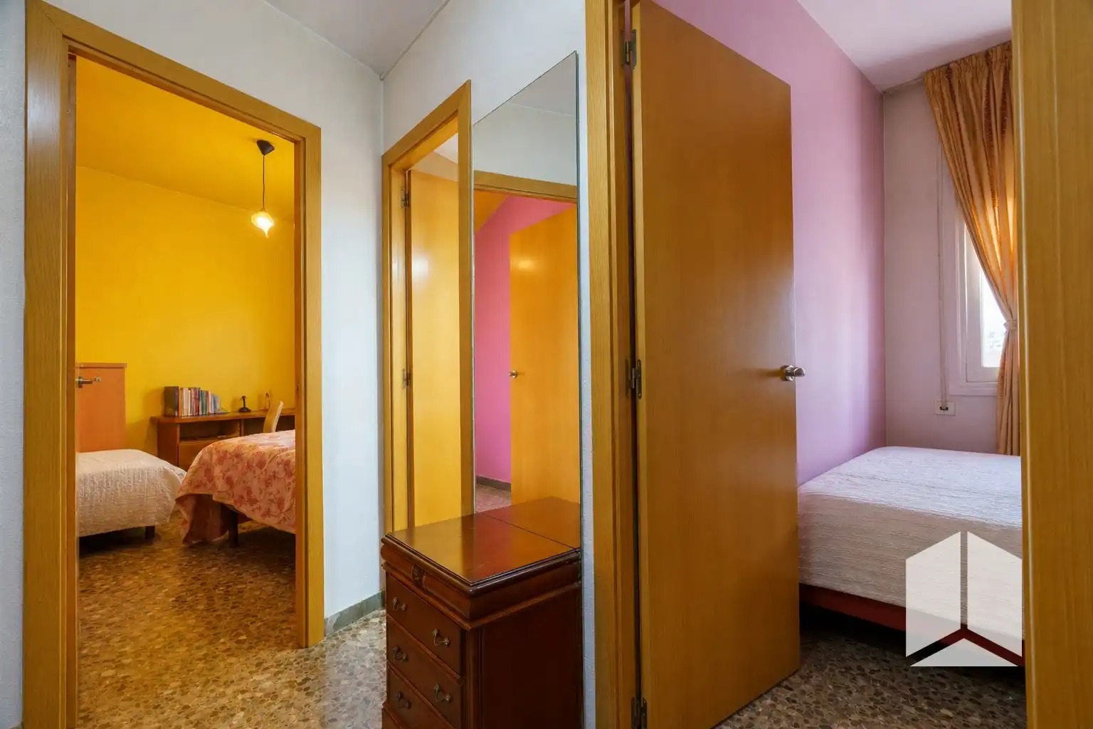Habitación de Piso en venta en Castelldefels con Amueblado y Balcón