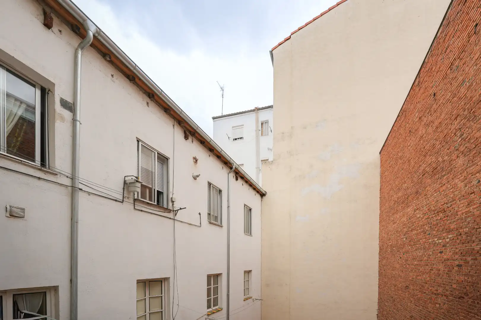 Außenansicht von Wohnung zum Verkauf in Valladolid mit Heizung, Parkett und Ofen