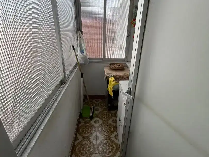 Terrassa de Pis en venda en León Capital  amb Parquet i Moblat