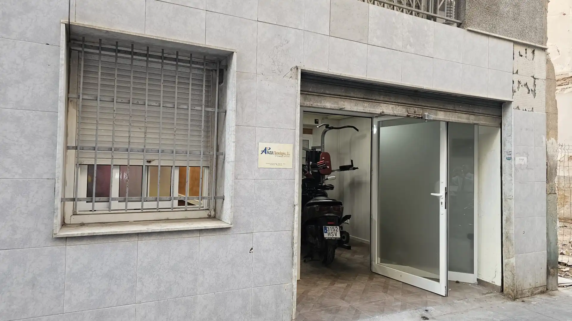 Gewerbefläche zum Verkauf in Carrer Hermanos Gonzálvez Selva, imagen 2