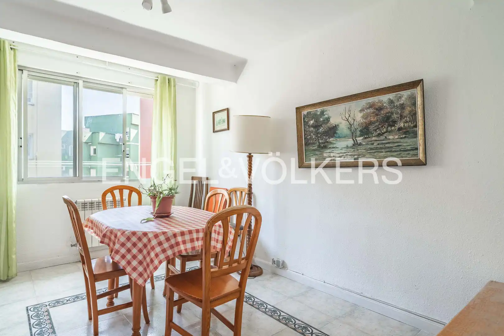 Außenansicht von Wohnung zum Verkauf in Santander mit Heizung und Parkett