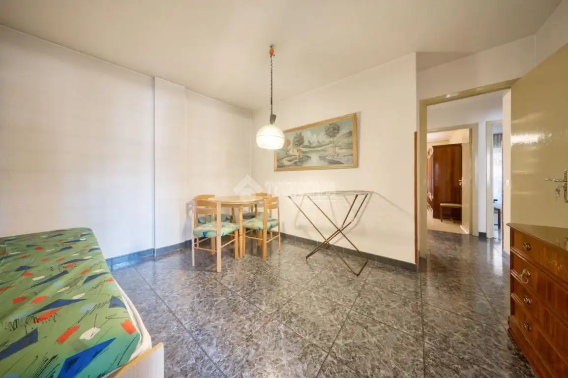 Sala d'estar de Pis en venda en Valladolid amb Calefacció i Terrassa