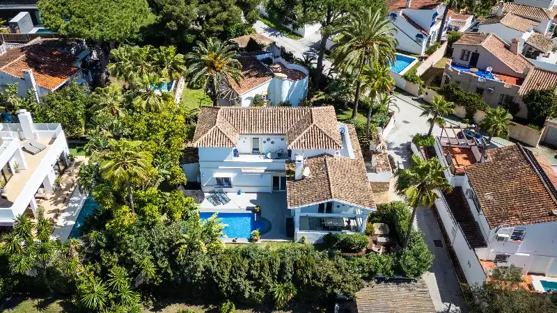 Chalet con piscina en venta en Elviria - Cabopino, imagen 11
