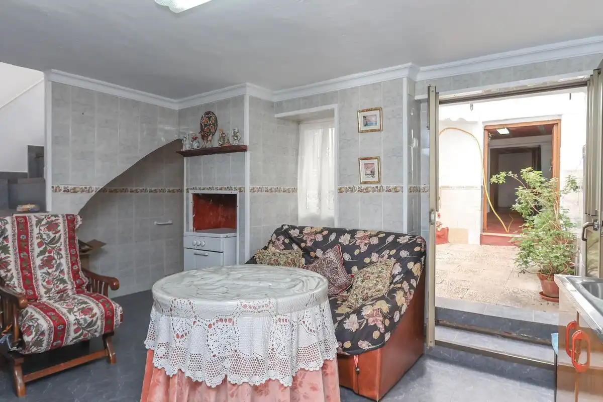 Sala d'estar de Casa o xalet en venda en Yunquera amb Jardí privat i Traster