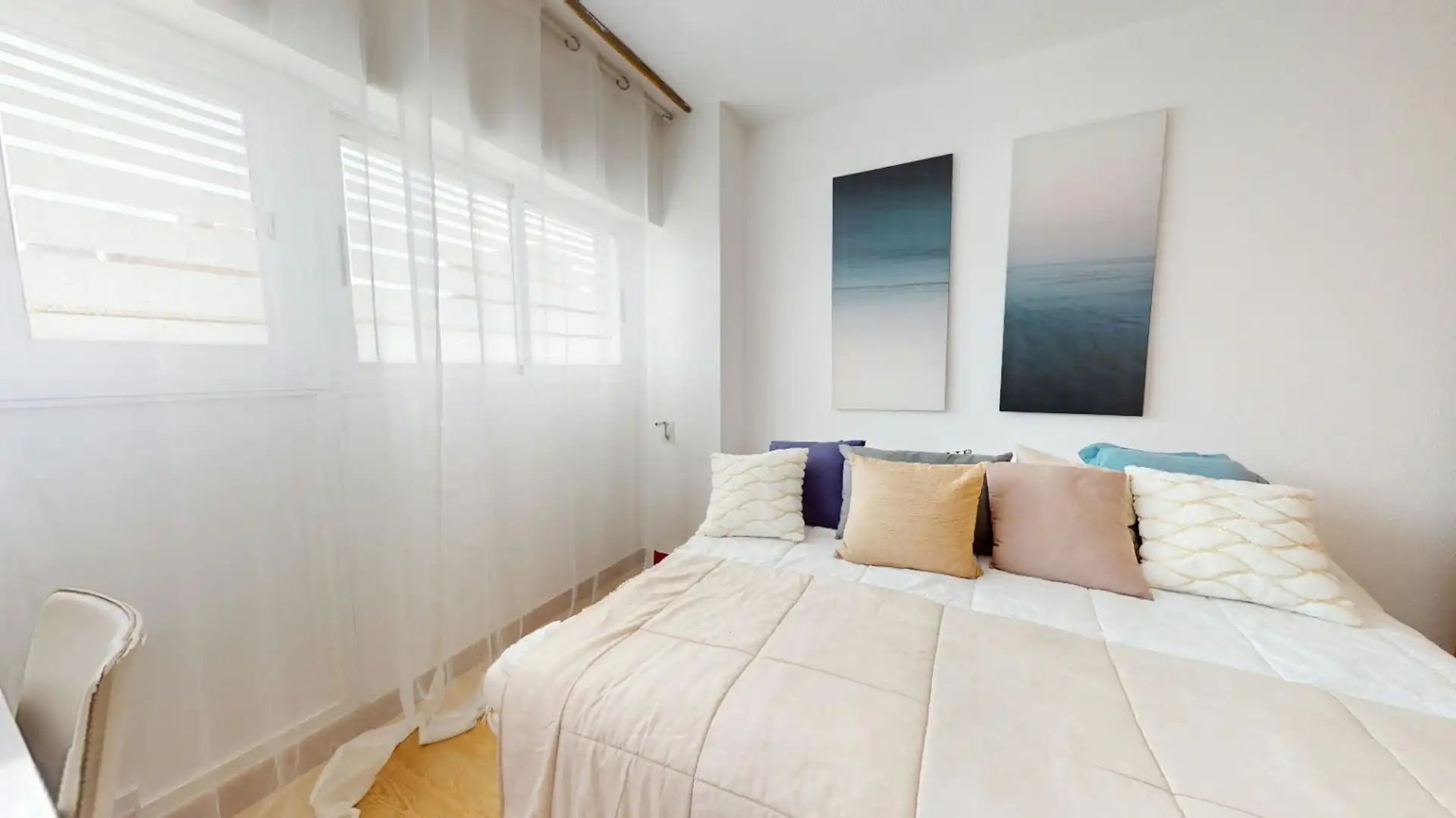 Schlafzimmer von Wohnung zur Miete in Madrid mit Klimaanlage, Heizung und Privatgarten