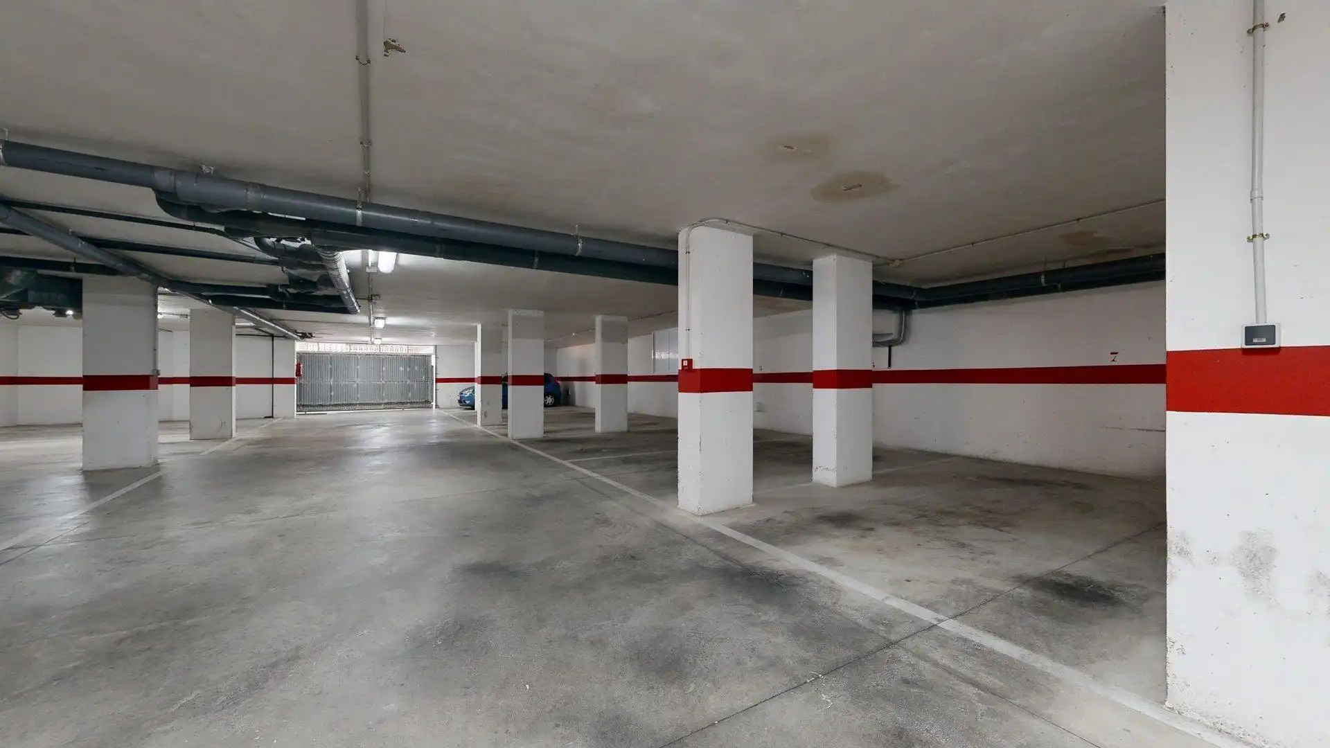 Aparcament de Apartament en venda en Elche / Elx amb Aire condicionat, Terrassa i Moblat