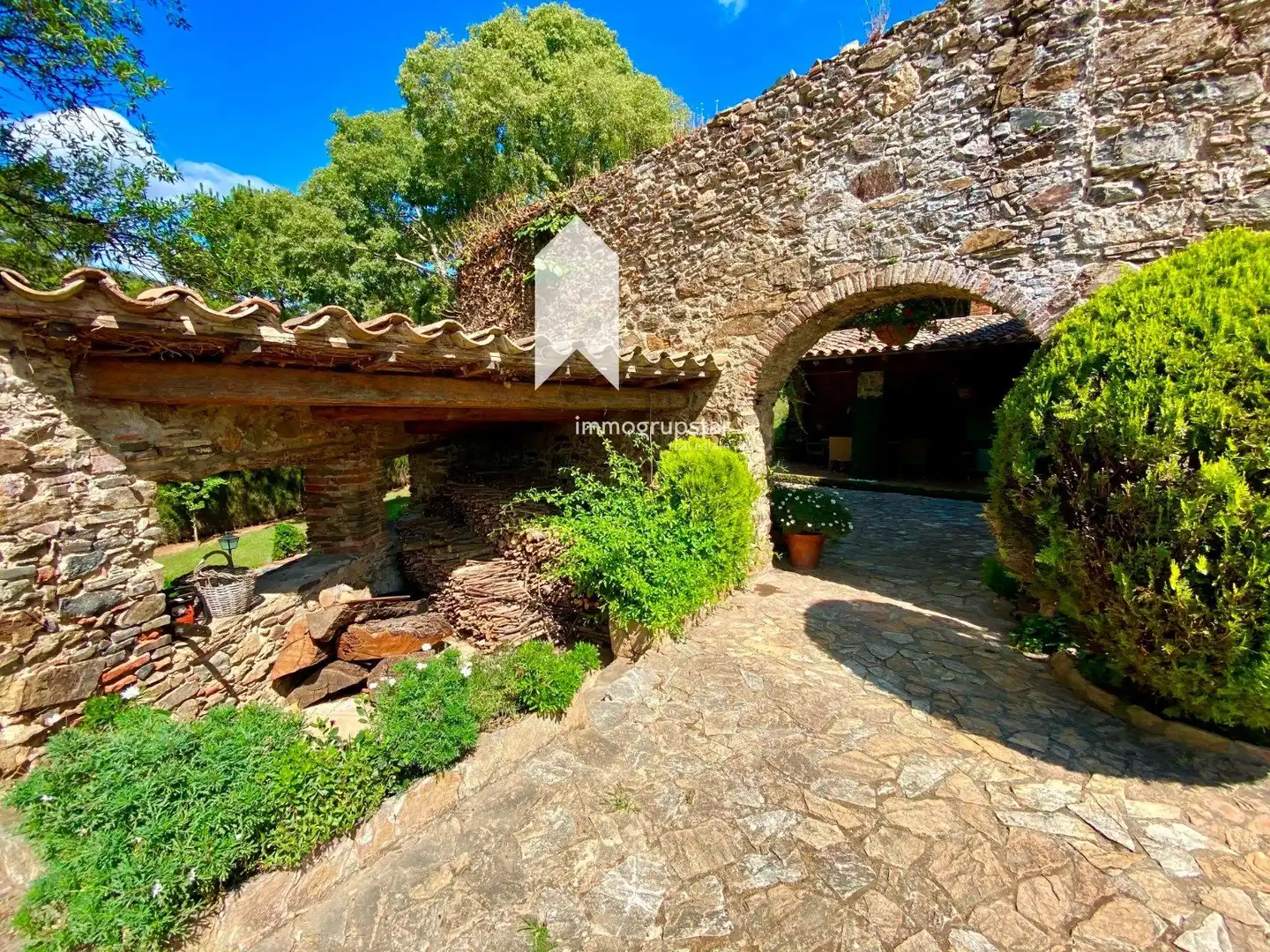 Jardí de Finca rústica en venda en Vall-llobrega amb Aire condicionat, Calefacció i Terrassa