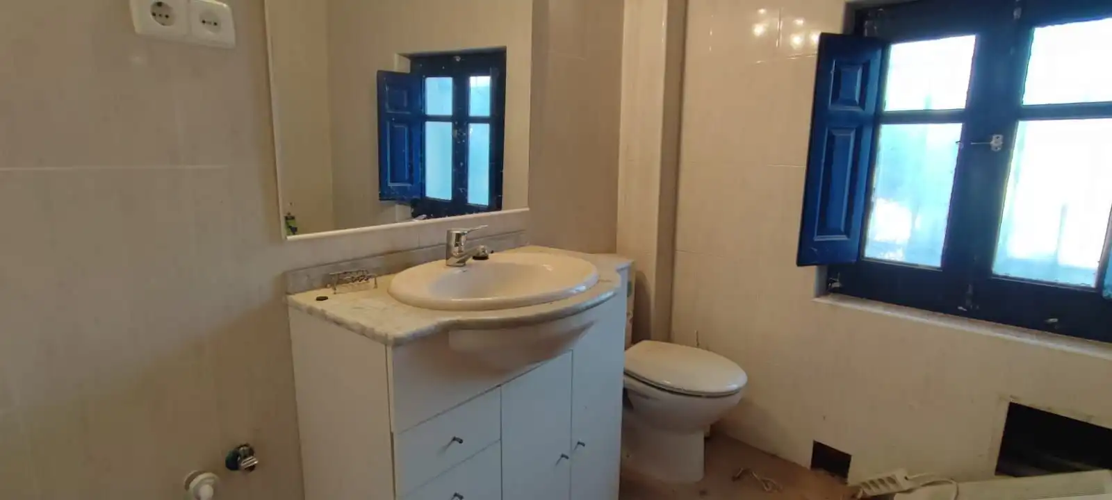 Baño de Finca rústica en venta en Alarilla
