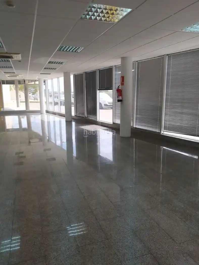 Oficina en alquiler en Carrer Sabaters 12, imagen 2