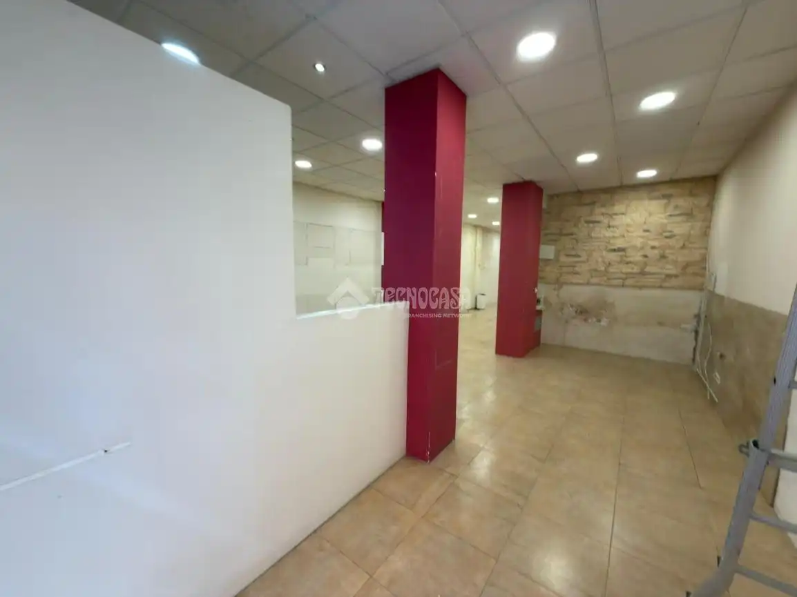 Local comercial en venda a Luis Lamarca, imagen 7