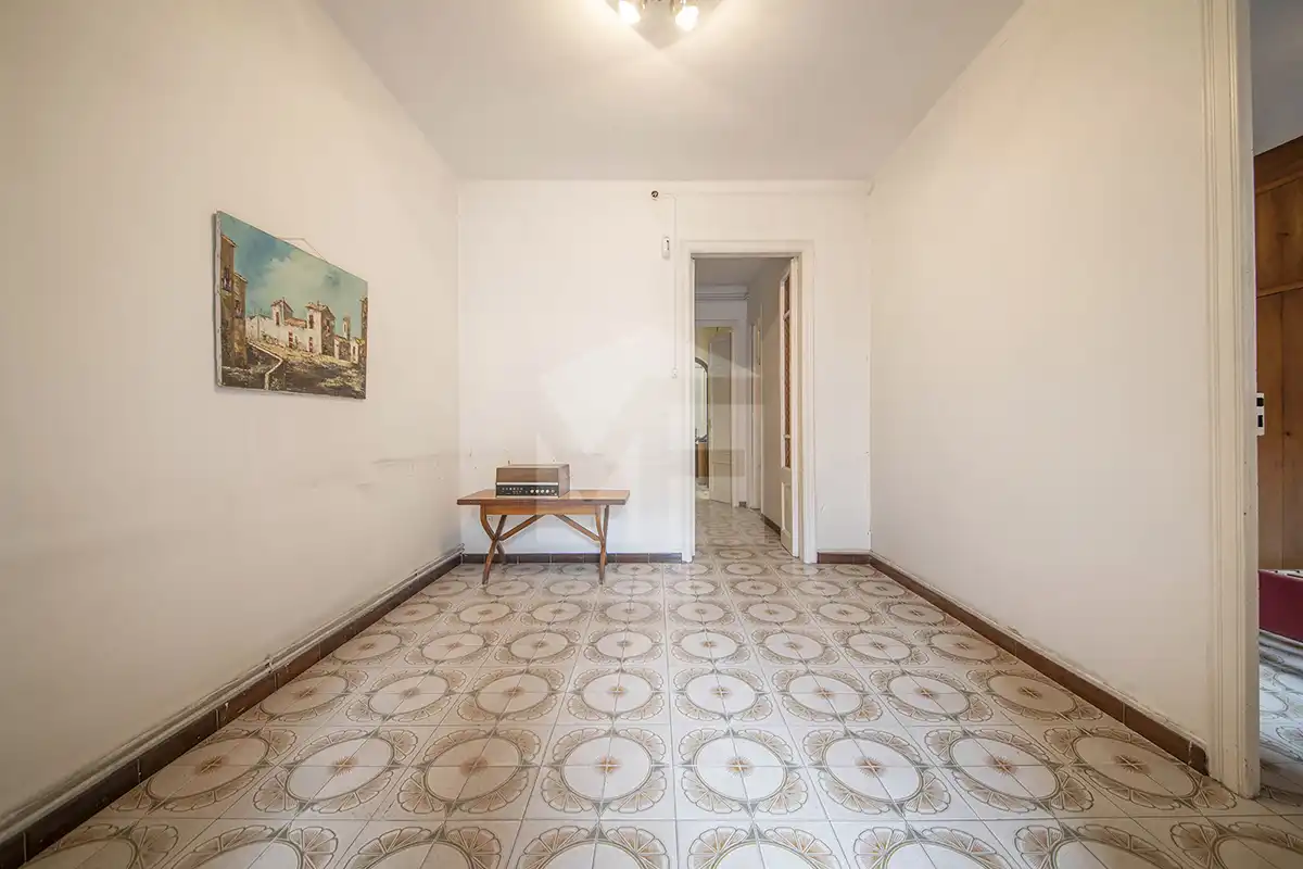 Flat for sale in Barcelona  with Heating and Balcony