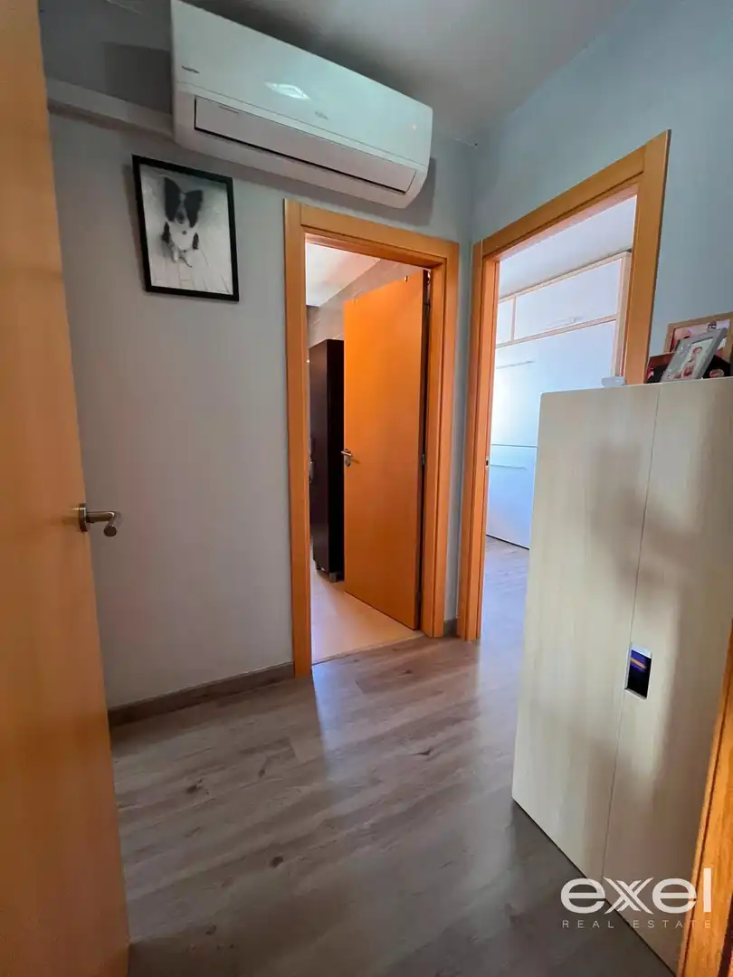 Wohnung zum Verkauf in Sant Joan Despí mit Klimaanlage, Heizung und Parkett
