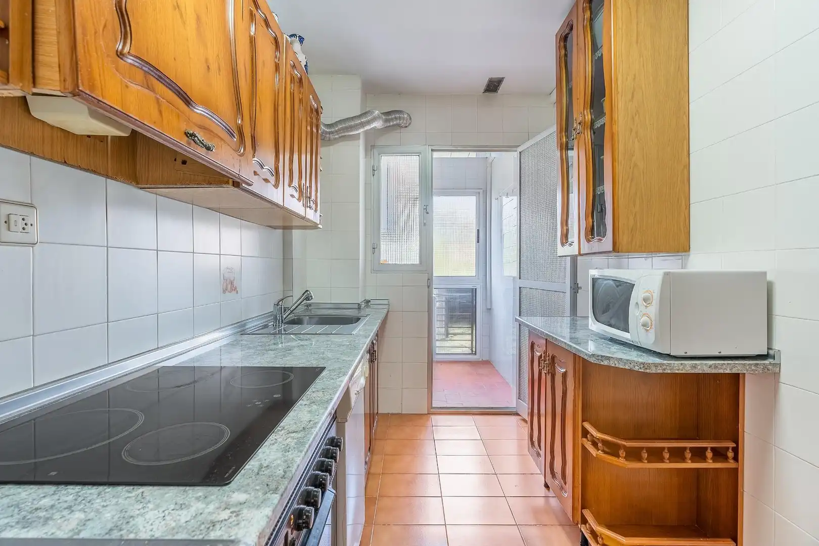 Cuina de Pis en venda en Granada amb Aire condicionat i Calefacció