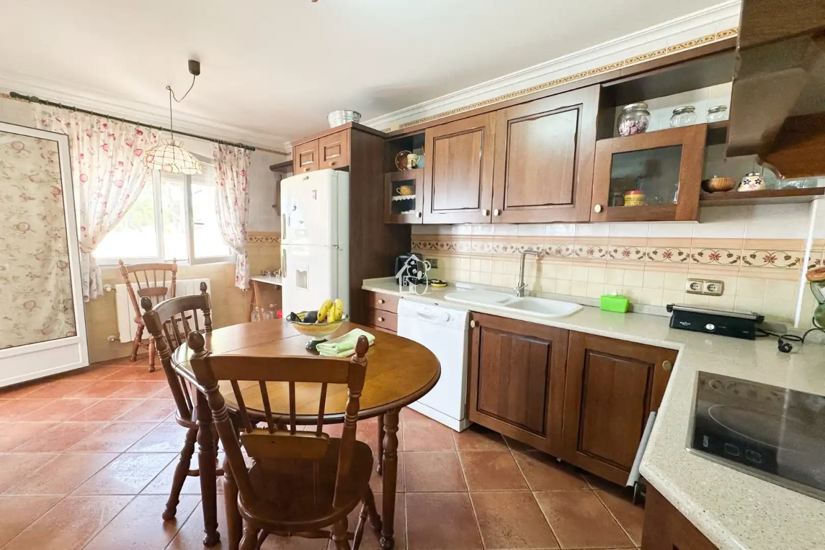 Cuina de Finca rústica de lloguer en San Miguel de Salinas amb Aire condicionat, Jardí privat i Terrassa