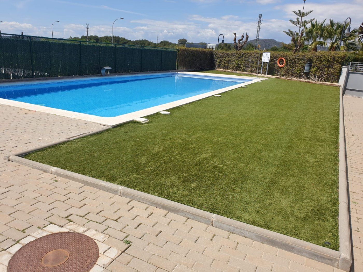 Piscina de Casa adosada en venda en Roda de Berà amb Jardí privat, Terrassa i Moblat