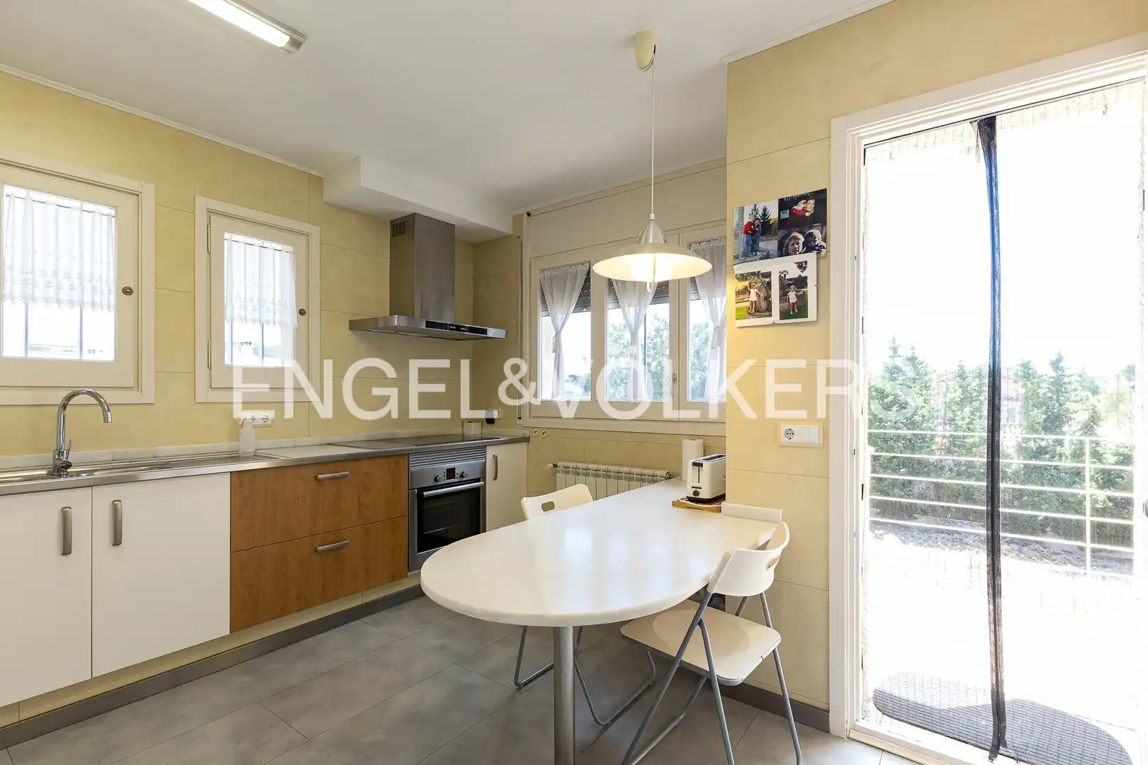 Kitchen of Houses for sale in Roda de Berà  with Air Conditioner, Heating and Private garden