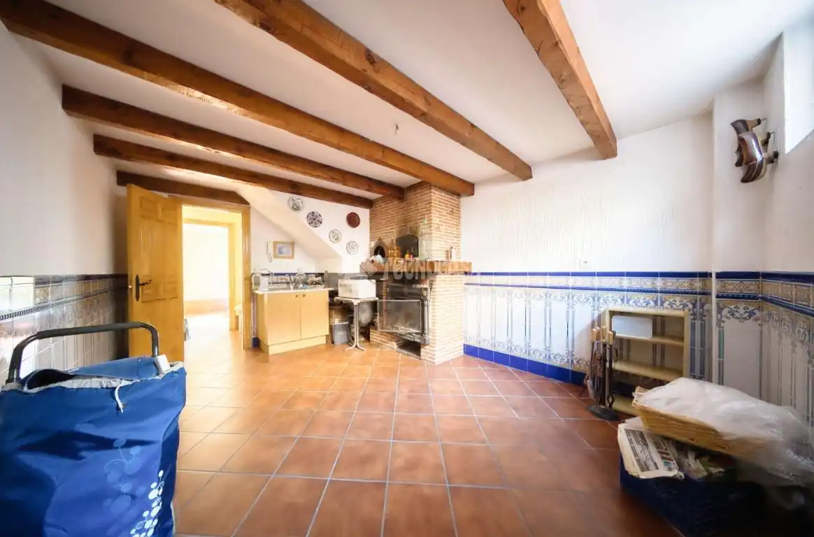 Cuina de Casa adosada en venda en Laguna de Duero amb Calefacció, Parquet i Balcó