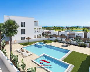Dormitori de Apartament en venda en Los Alcázares amb Aire condicionat, Terrassa i Piscina