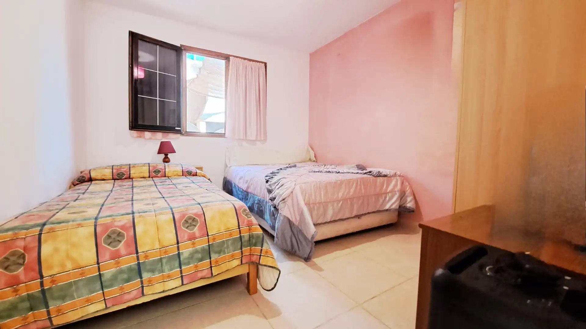 Dormitori de Casa o xalet en venda en Lloret de Mar amb Calefacció, Jardí privat i Parquet